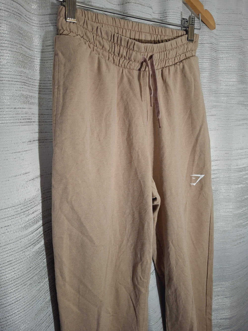 Gymshark Women's Tan Jogger Sweatpants XS - Picture 3 of 4
